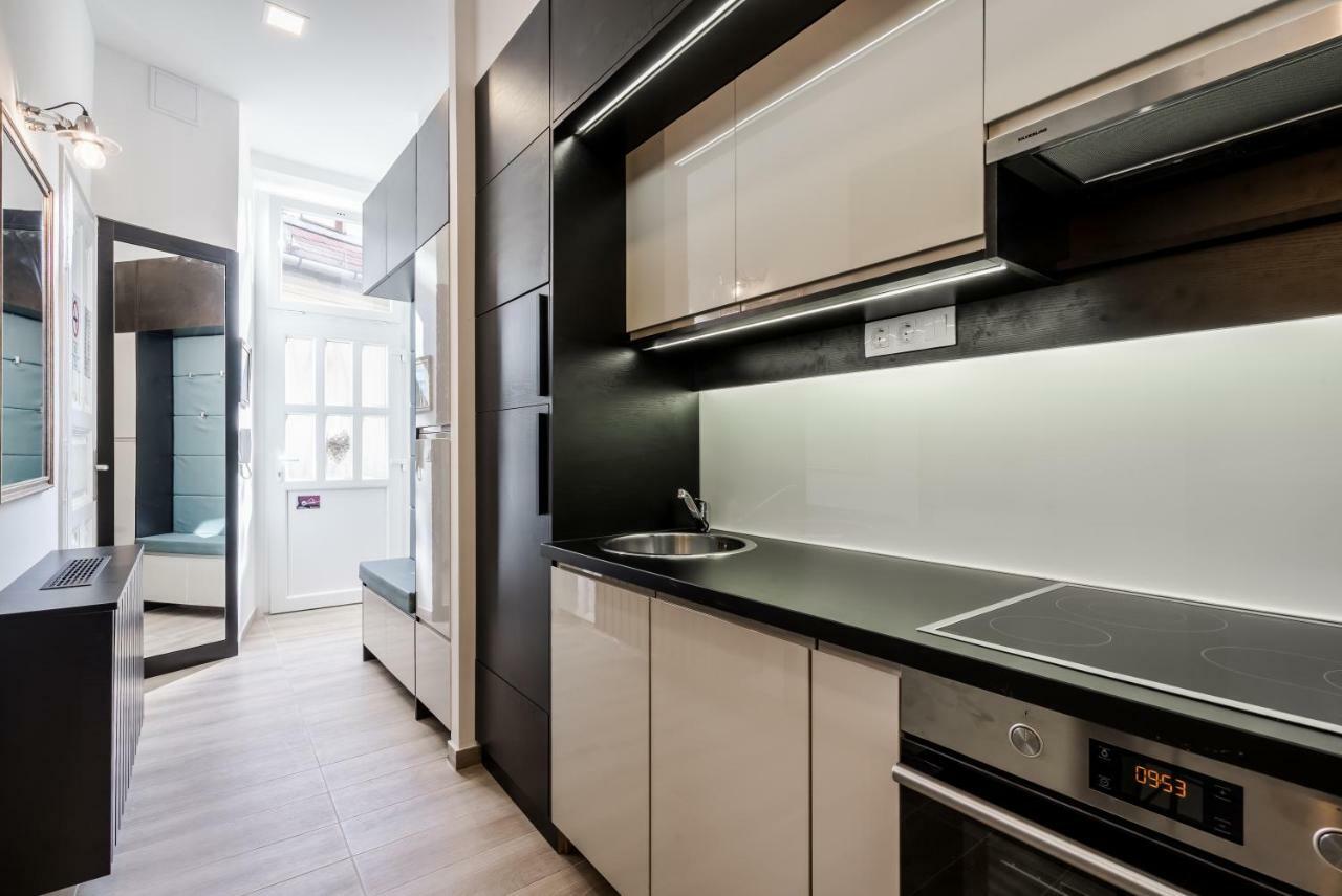 Bpr Thrill Design Home With A/C ブダペスト エクステリア 写真